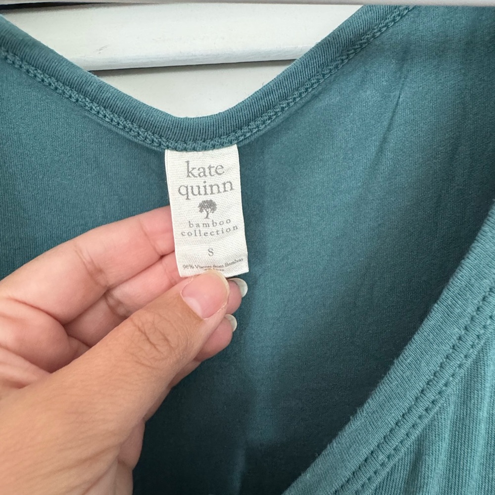 Kate Quinn bamboo dress - Picture 2 of 3